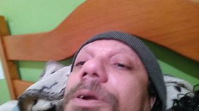 mostrando como e um cu e uma buceta de uma boneca inflavel