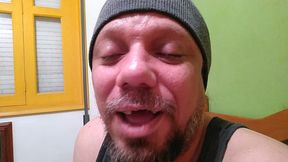 mostrando como e um cu e uma buceta de uma boneca inflavel