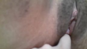 mostrando como e um cu e uma buceta de uma boneca inflavel