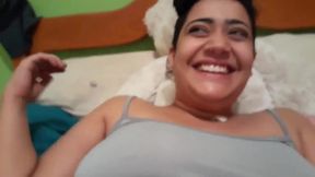 mostrando como e um cu e uma buceta de uma boneca inflavel