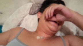 mostrando como e um cu e uma buceta de uma boneca inflavel