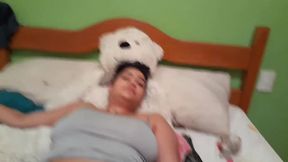 mostrando como e um cu e uma buceta de uma boneca inflavel