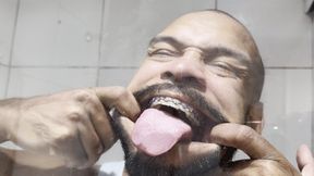 Vitor's Faces Show Clip 3