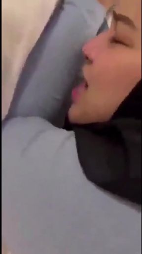 Malaysian GF gets fucked in hijab