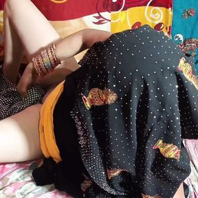 Indian beautyful new locking married wife house fucking dirty talk