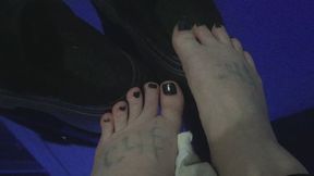 STAGE ON HER BLUE MIRROR WITH PLATFORM SLIPPERS