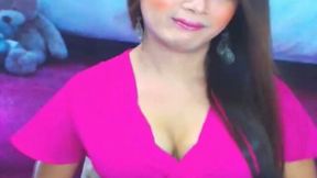 Horny Shemale Loves To Suck her Cock