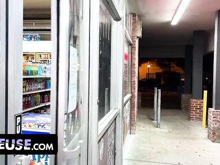 Freeuse Store, A Place To Screw Your Way Throughout During the time that Buying Goods