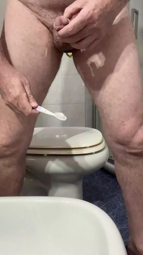Wank and big load on toothbrush