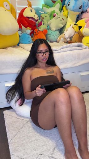 Cute Asian-Filipina gamer girl showcases her natural tits while