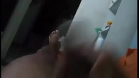 meu vizinho gemendo e gozando gostoso
