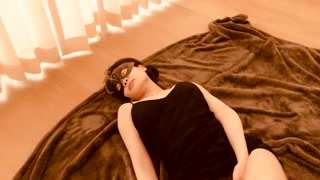 I am just a girl, dancing around, enjoying myself~