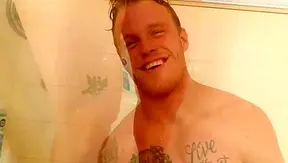 Peeping on Guys in the Shower