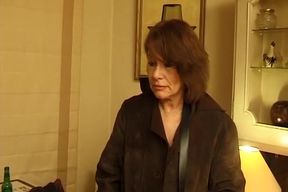 Partouze a 4 avec raymonde and yvonne