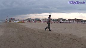 transcumz - threesome with 2 trans found on the beach