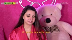 ”naturist showing her muff in the most watched room in Brazil.”