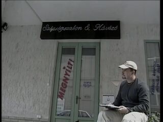 VENGO AI TUOPI PIEDI - Original Full Movie scene