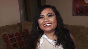 Housemaid in stockings gets spitroasted