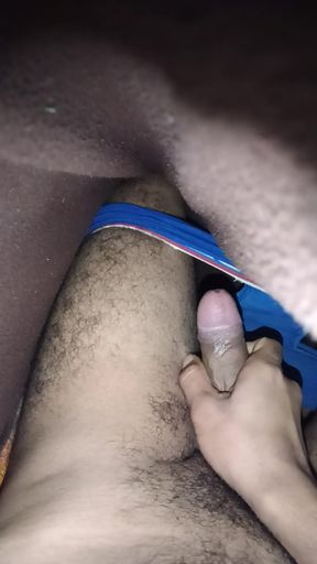 Rajindori ka lund chodne chahiye rha he