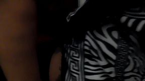 me encontre al vecino se la chupe y lo coji en el ascensor lo lleve a casa y lo coji hasta en la baranda del balcon