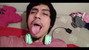 Masturbation in the Bed