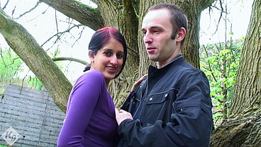 Dirty Dogging Teen Indian Slut Zarina Masood Fucks and Sucks In The Woods To Creamy Facial