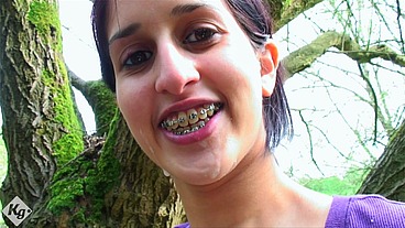 Dirty Dogging Teen Indian Slut Zarina Masood Fucks and Sucks In The Woods To Creamy Facial