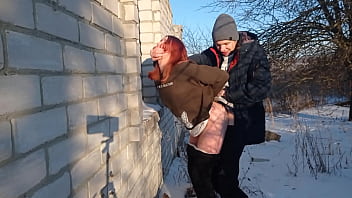 Outdoor Sex in Winter - Guy fuck me hard