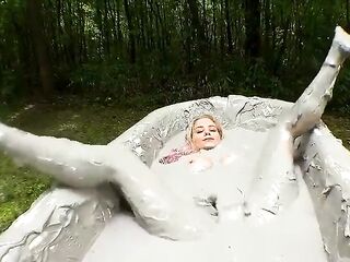 Annabelle Pync POV in the mud tub