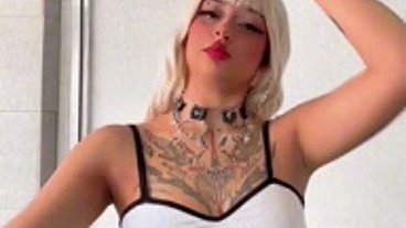 Emily Sinner - Perfect Goth Emo Alternative Girlfriend 18 Year Old Latina Porn Casting