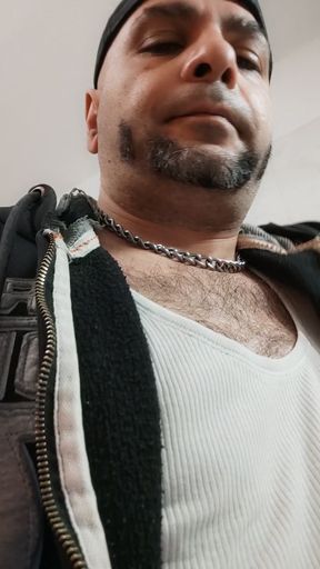 DirTyJunkBro play with socks and pisses the nice and wet.