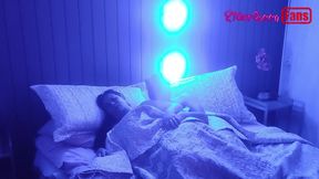 Stepmom Sharing Bed - Slowmotion