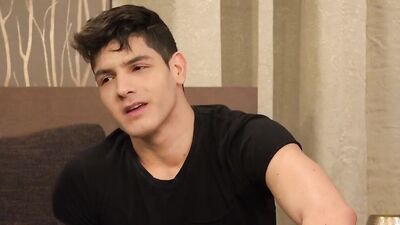 Hot stud seduces twink with a blowjob before fucking him