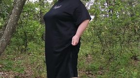 Mother-in-law Undressed in a Park and Masturbates Her Pussy