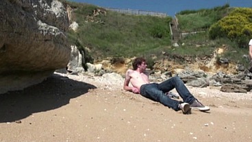 522 french twink fucked by striaght on the beach exhib