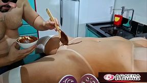 Agatha Mama em: P&aacute_scoa especial com a Mama! Ganhei um ovo de P&aacute_scoa e ele uma chupada e buceta - Gr&aacute_tis