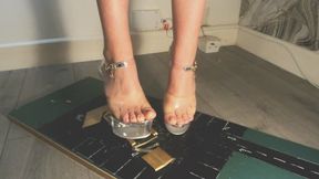 Giantess goddess WinnieLouxo Crushes a Ford Falcon Convertible in big stripper heels with painted toenails right close view