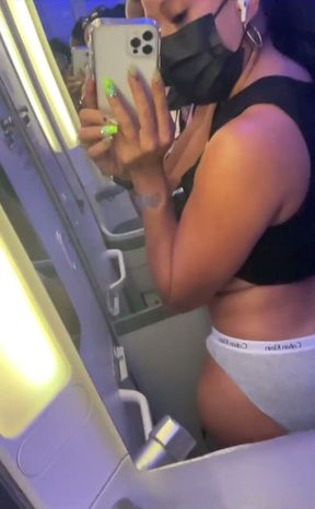 I Had Recorded Two Videos on the Plane and I Forgot to Upload This One
