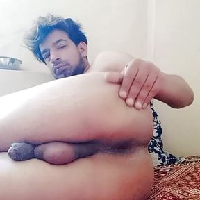 Boy masturbating uncontrol