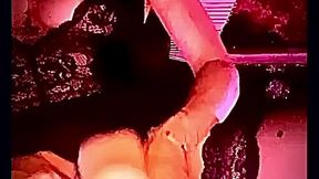 Brunette en chaleur s�empale sur un God �norme / JOI Fran�ais 100% Amateur