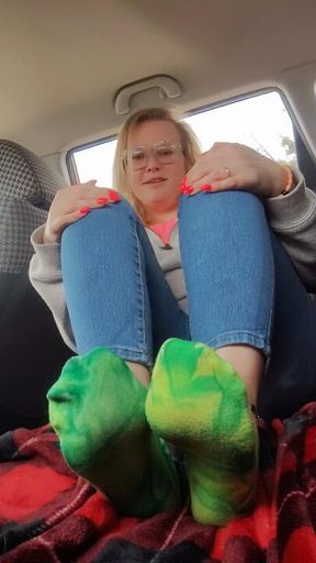 Smell feet and socks degrading