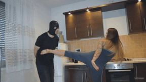 Kicks From Head To Knees (wmv)