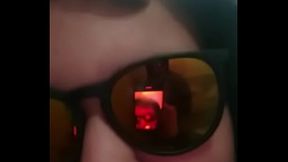 esfregando a xota no asfalto