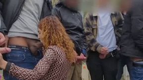 miss chaude en gang bang dans un petit chemin