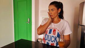 sharing the same bed with my sister-in-law who was picking me up off the street, she had intense anal dreams that seemed real, and the whore woke up with her ass full of cum. vagninho e agatha mama