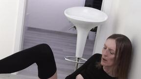 ”Skinny & lustful gilf Sara Schwarz rubs her bushy snatch”