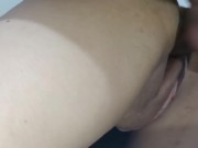 Doble Creampie A Esposa Puta En Trio Con El Jefe De Su Marido ¡Adora El Swinger Y La Leche Adentro!