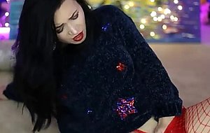 Excited Shy Dumpster Loves To Show Off On Cam