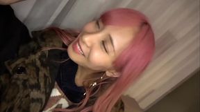 【小柄巨乳な髪色ピンキー美容師 第一部】友人に紹介してもらった『リカ』ちゃんとお食事デート。元カレの浮気が原因で別れたばかりで現在はフリーの状態。145cm&times_Fカップ娘と勢いでホテルイン