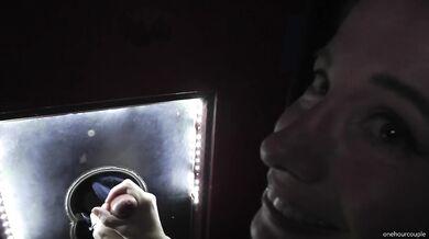 Hotwife gets a glory hole creampie from her hubby’s big black cock